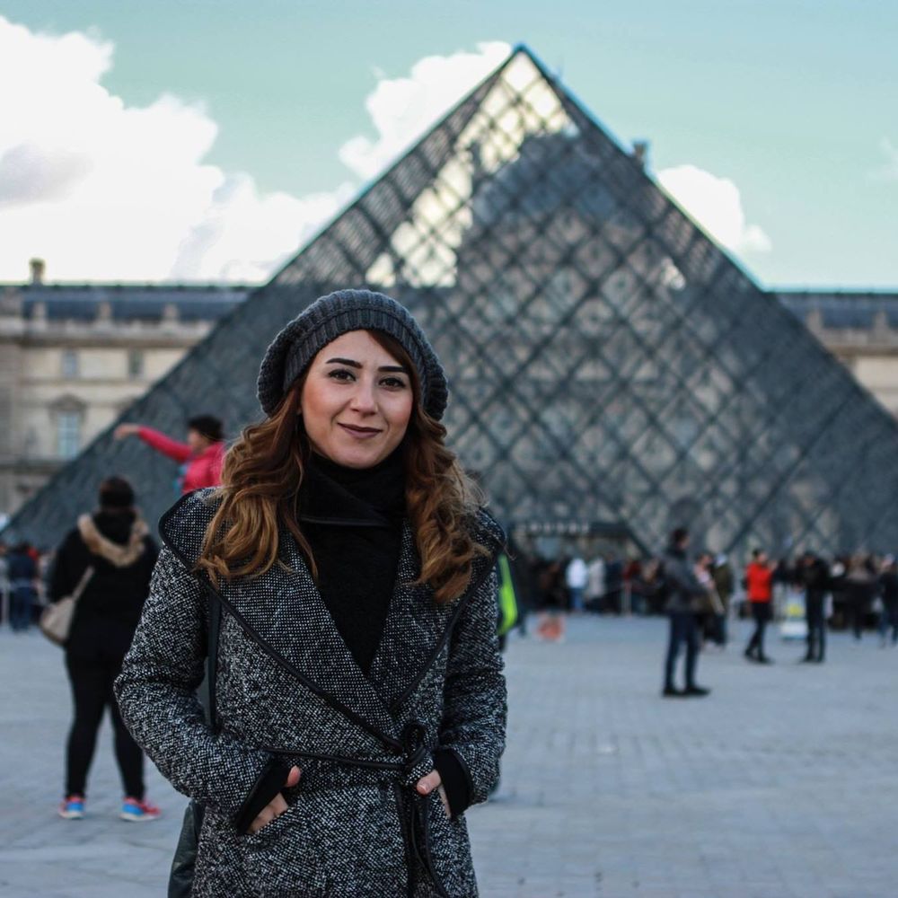 Meet your Posher, Semray